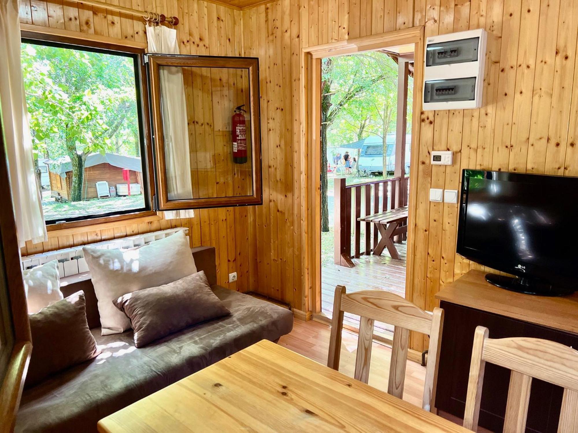 Camping Valle De Ечо Екстер'єр фото